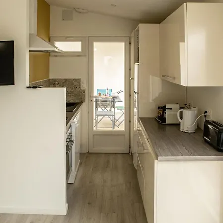 Etang Et Famille - Sherlock Verruyes