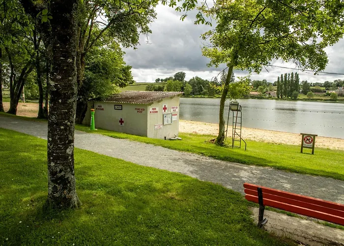 Etang Et Famille - Sherlock Aldeamento Turístico