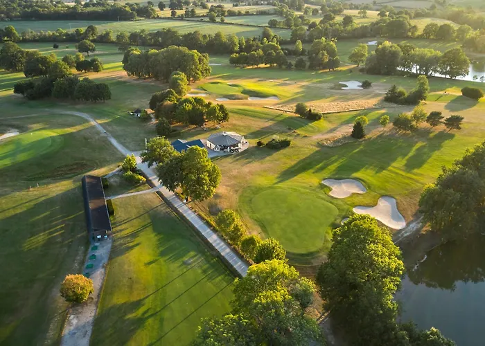 Etang Et Famille - Sherlock Aldeamento Turístico *